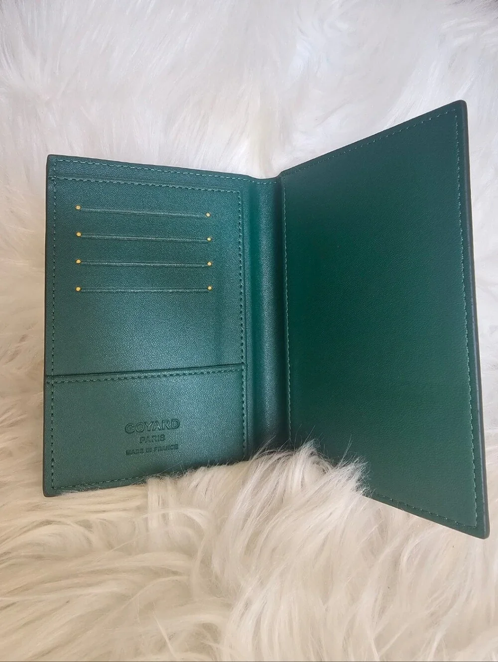 Green Patterned Canvas Passport Holder